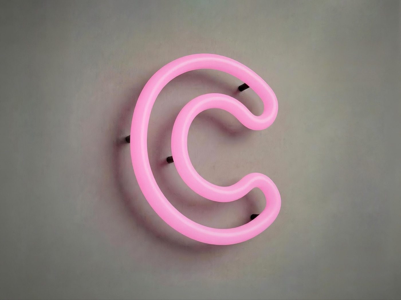 Pink LED-neonbogstav der lyser